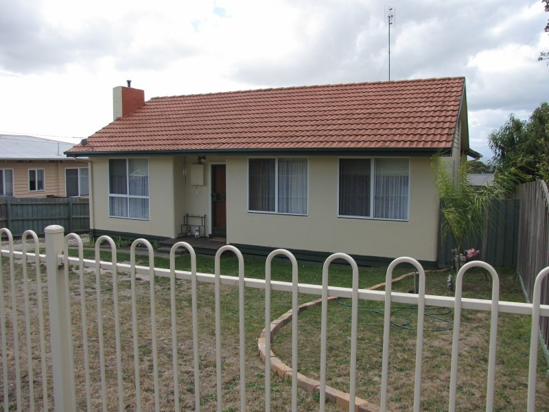 41 Lincoln Street, Moe VIC 3825