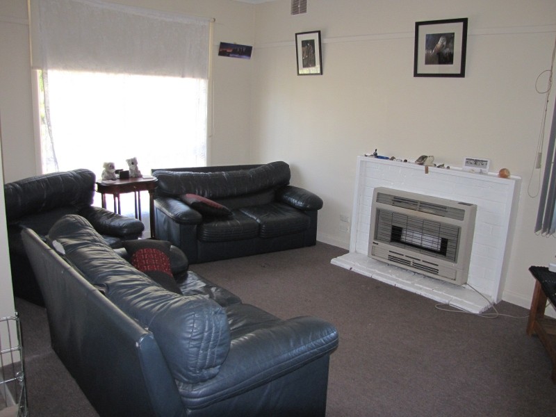 26 Elizabeth Street, Moe VIC 3825