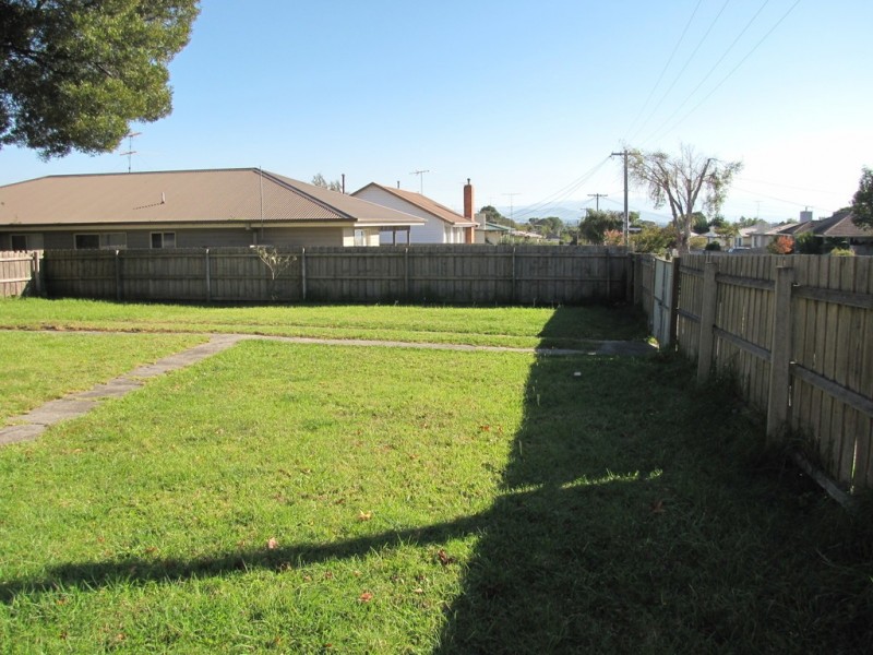 26 Elizabeth Street, Moe VIC 3825