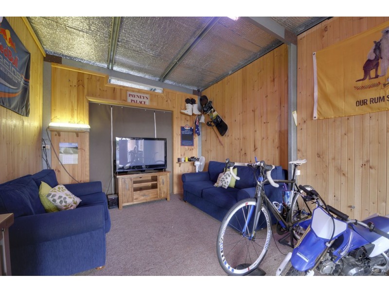 52 Dinwoodie Drive, Newborough VIC 3825