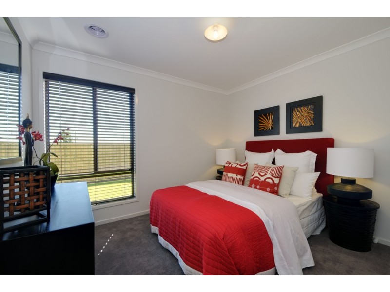 4 Discovery Boulevard, Moe VIC 3825