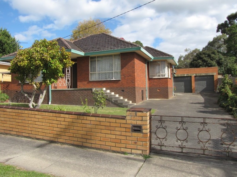 23 Law Street, Newborough VIC 3825