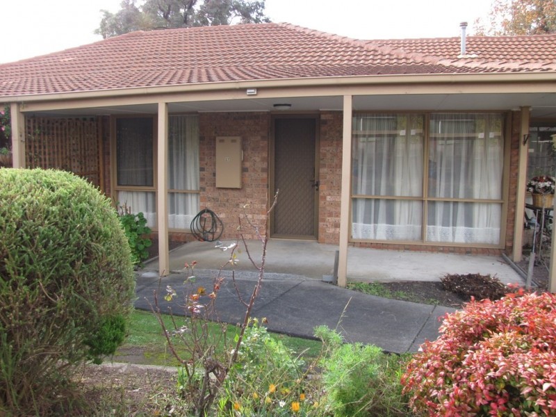 27/15 Burrage Street, Moe VIC 3825
