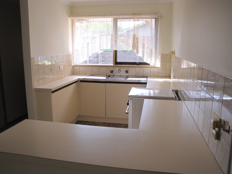 27/15 Burrage Street, Moe VIC 3825
