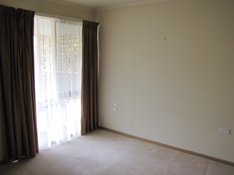 27/15 Burrage Street, Moe VIC 3825