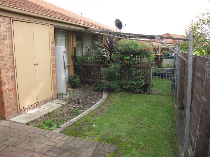 27/15 Burrage Street, Moe VIC 3825