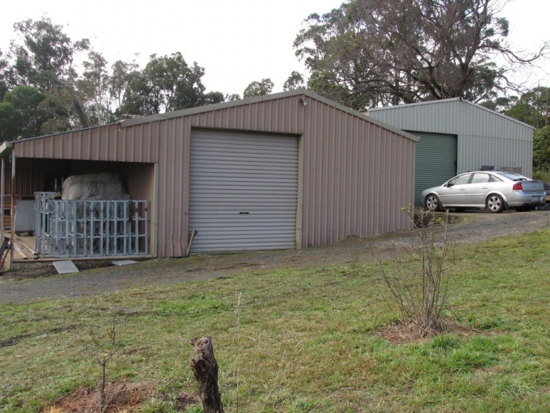 26 Moe South Road, Moe South VIC 3825