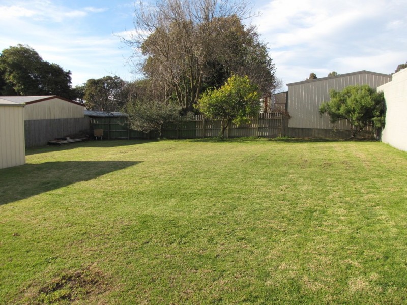 6 Leith Street, Newborough VIC 3825