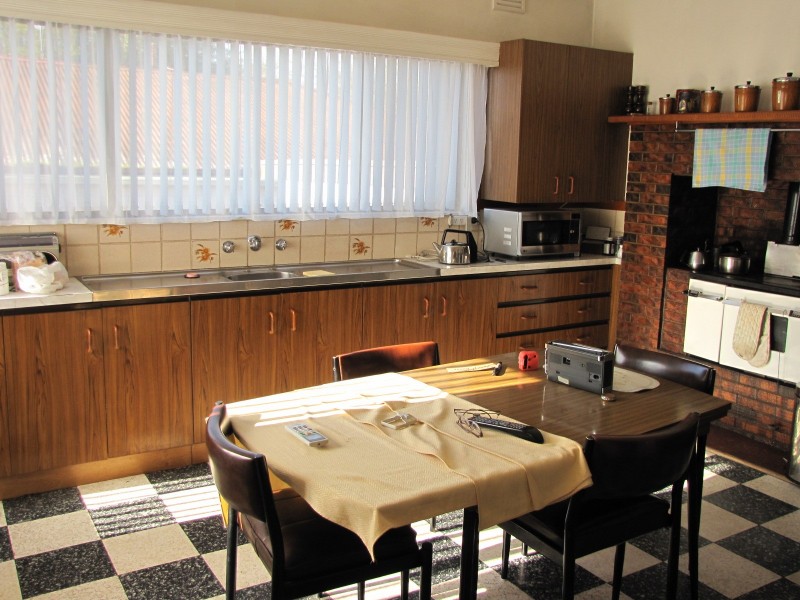 10 Central Avenue, Newborough VIC 3825