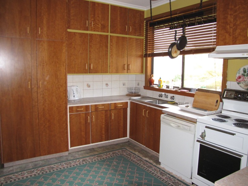 43 Margaret Street, Moe VIC 3825