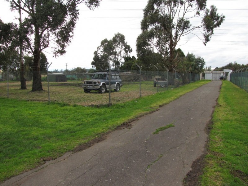 21 Old Sale Road, Moe VIC 3825