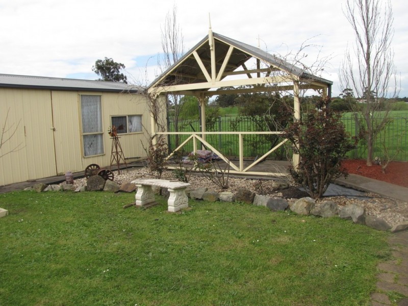 37 Burnside Street, Moe VIC 3825