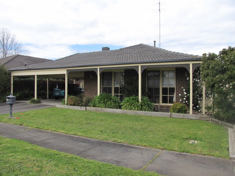 37 Burnside Street, Moe VIC 3825