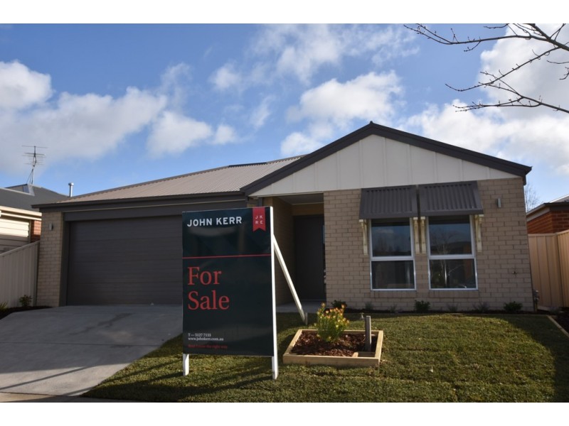 30 Discovery Boulevard, Moe VIC 3825