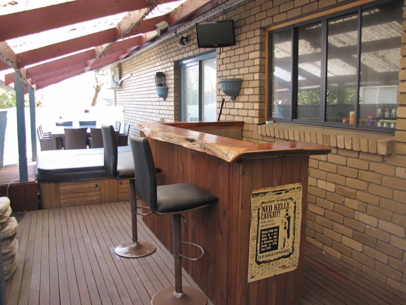 15 Desmond Street, Moe VIC 3825