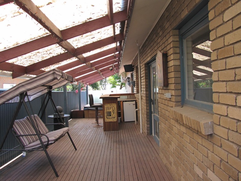 15 Desmond Street, Moe VIC 3825