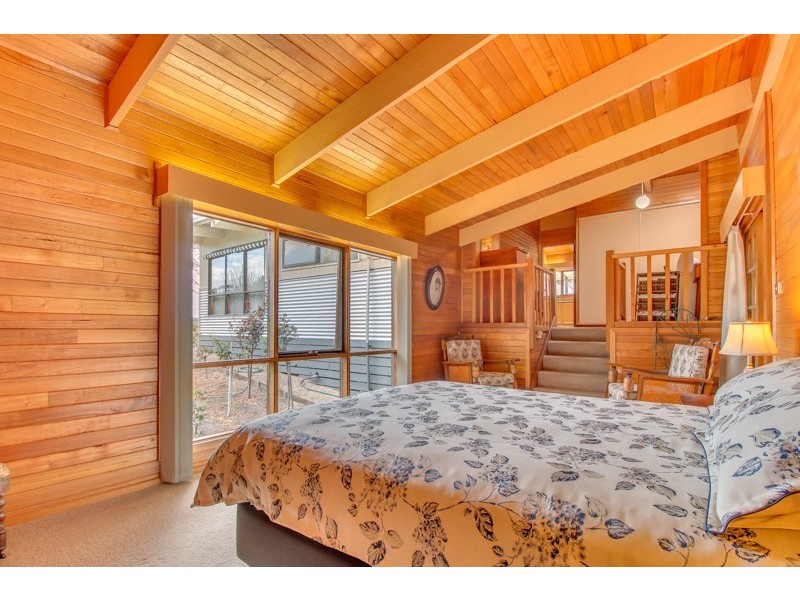 60 Pearces Track, Moe South VIC 3825