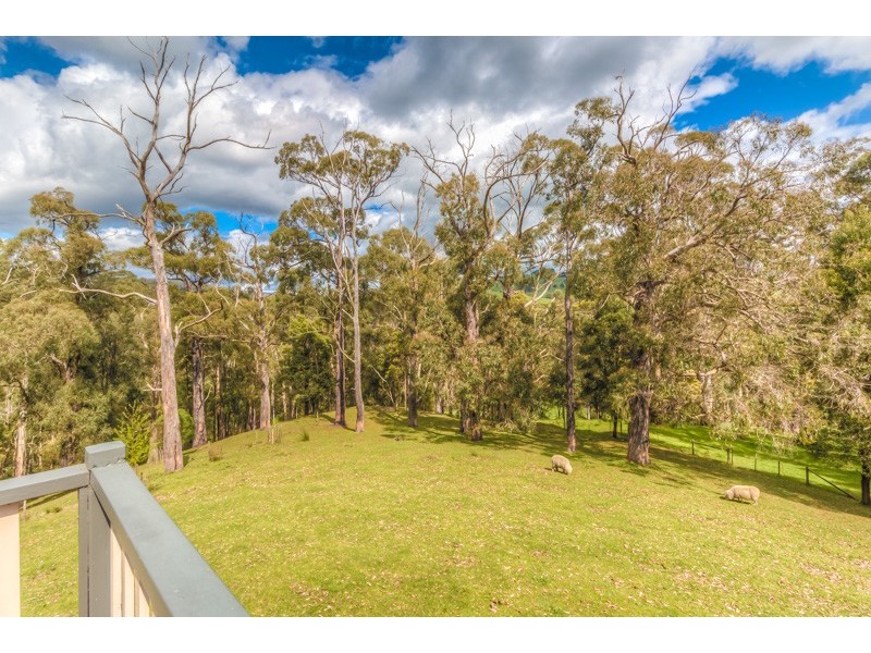 60 Pearces Track, Moe South VIC 3825