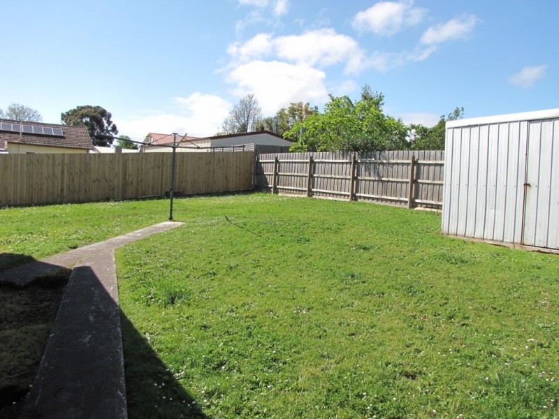 1 Staff Street, Moe VIC 3825