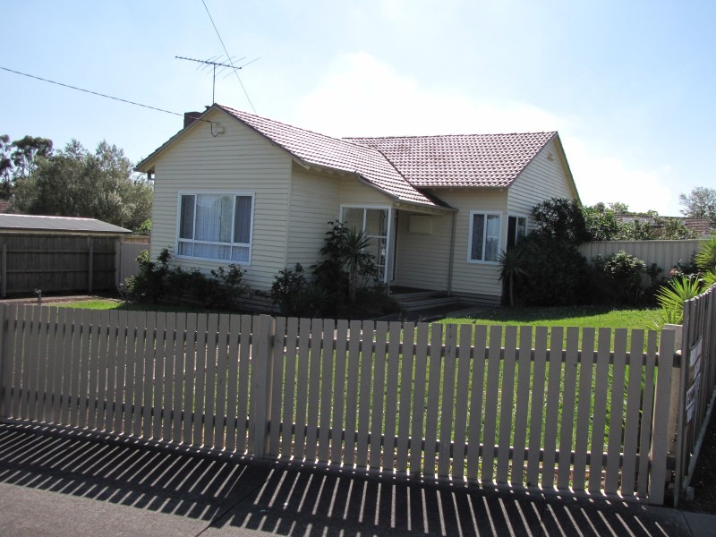 1 Staff Street, Moe VIC 3825