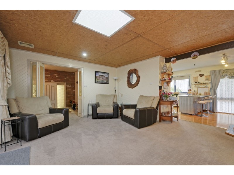 7 Cobb Court, Newborough VIC 3825