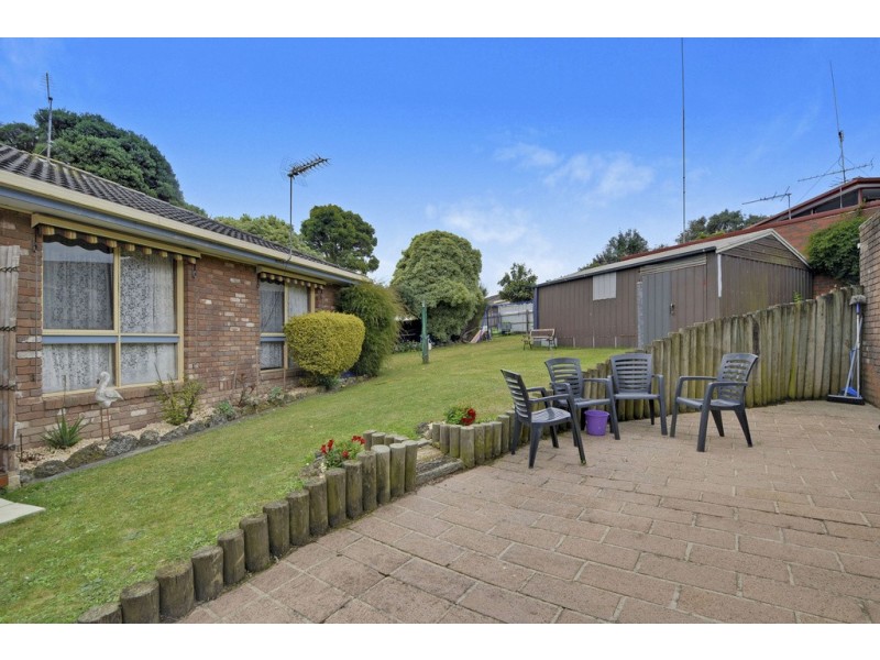 7 Cobb Court, Newborough VIC 3825