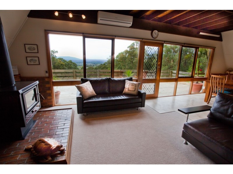 47 Tambo Road, Moe South VIC 3825