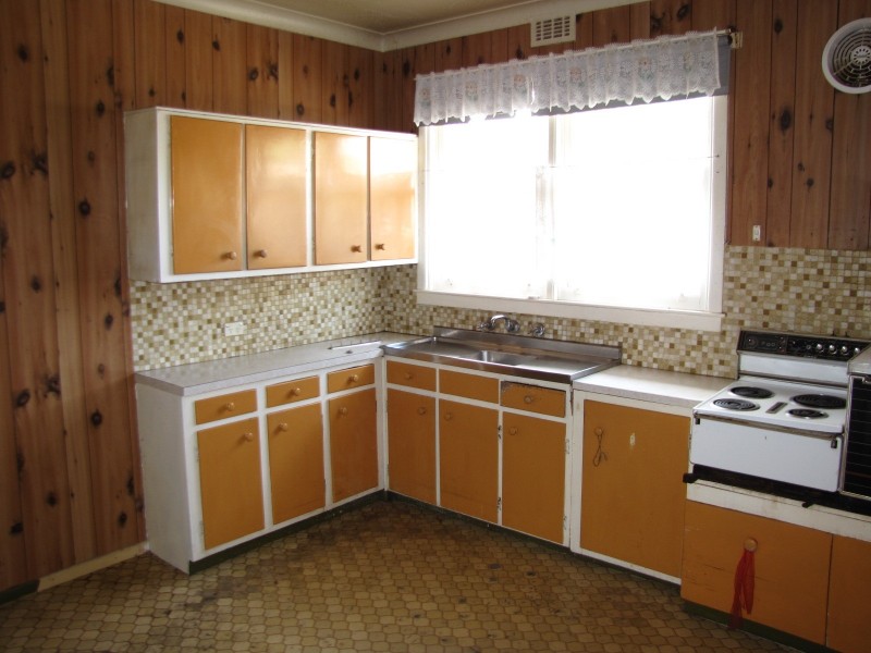 2 Truscott Road, Moe VIC 3825