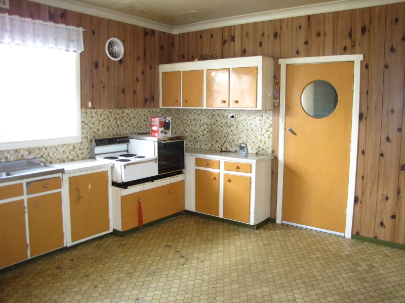 2 Truscott Road, Moe VIC 3825