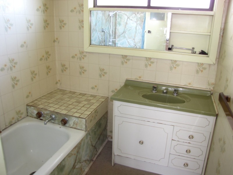 2 Truscott Road, Moe VIC 3825