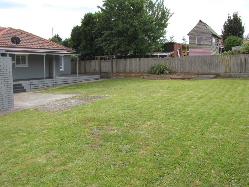 26 Balfour Street, Newborough VIC 3825