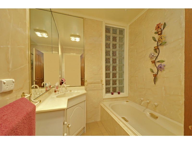 60 Shanahan Parade, Newborough VIC 3825