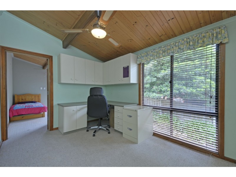 60 Shanahan Parade, Newborough VIC 3825