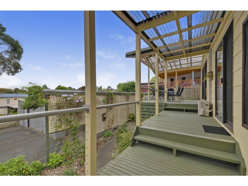 60 Shanahan Parade, Newborough VIC 3825