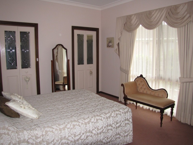 3 Marvin Court, Moe VIC 3825