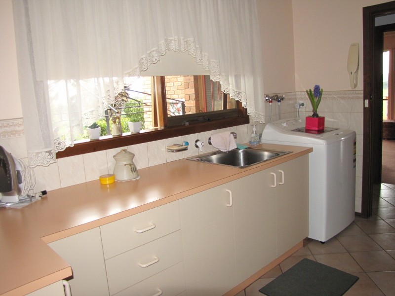 3 Marvin Court, Moe VIC 3825