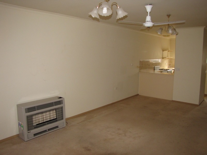 15/15 Burrage Street, Moe VIC 3825