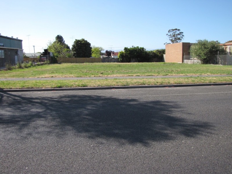 72 Waterloo Road, Moe VIC 3825