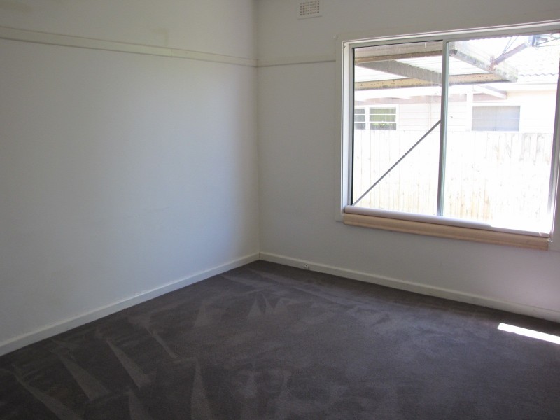 4 Bliss Street, Moe VIC 3825