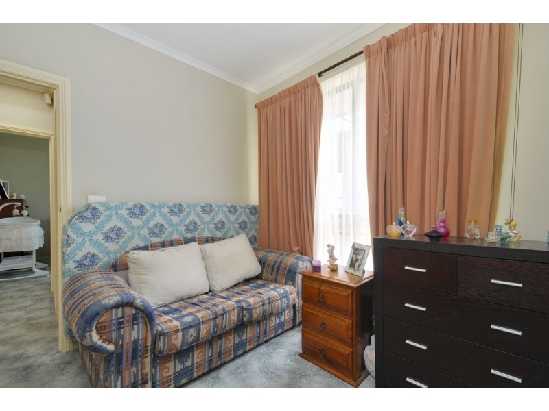 13 McMillan Court, Newborough VIC 3825