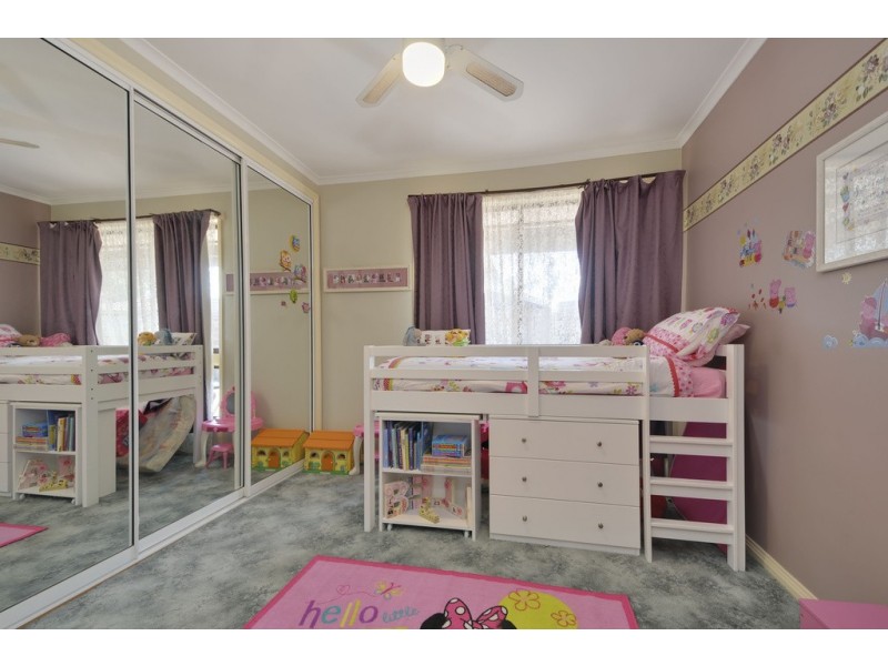 13 McMillan Court, Newborough VIC 3825