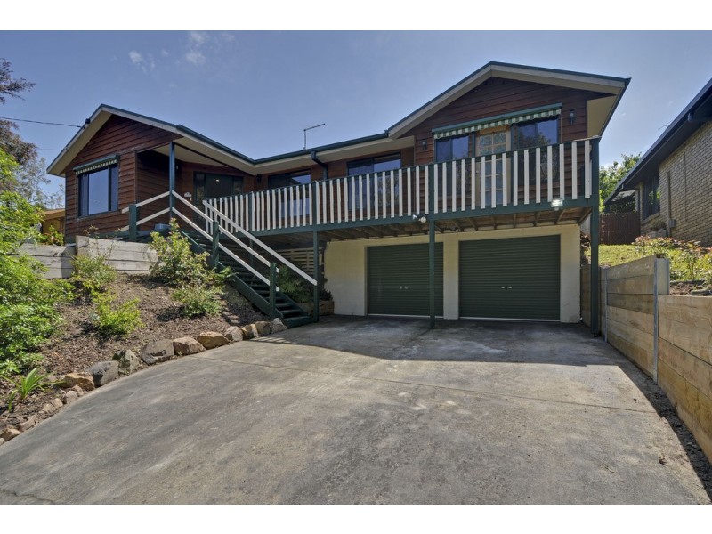 77 Haunted Hills Road, Newborough VIC 3825