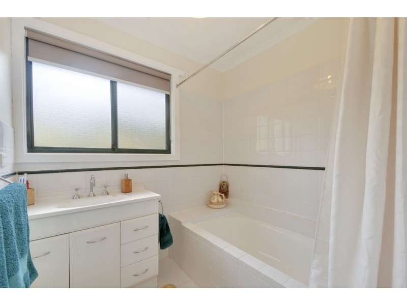 77 Haunted Hills Road, Newborough VIC 3825