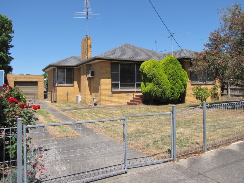 3 Stirling Street, Moe VIC 3825