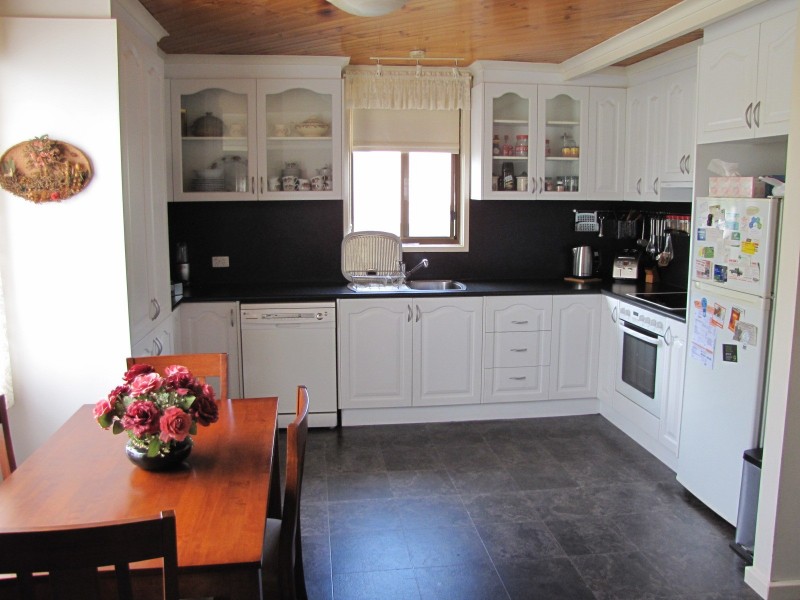 52 Darlimurla Avenue, Newborough VIC 3825