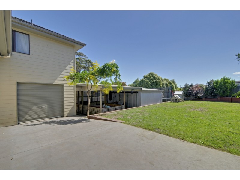 30 Leith Street, Newborough VIC 3825