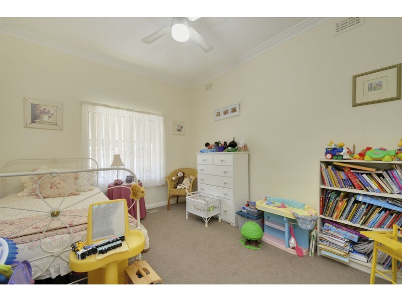 5 Austin Avenue, Moe VIC 3825