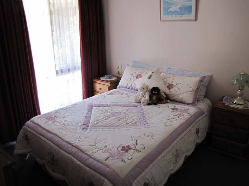 6/15 Burrage Court, Moe VIC 3825