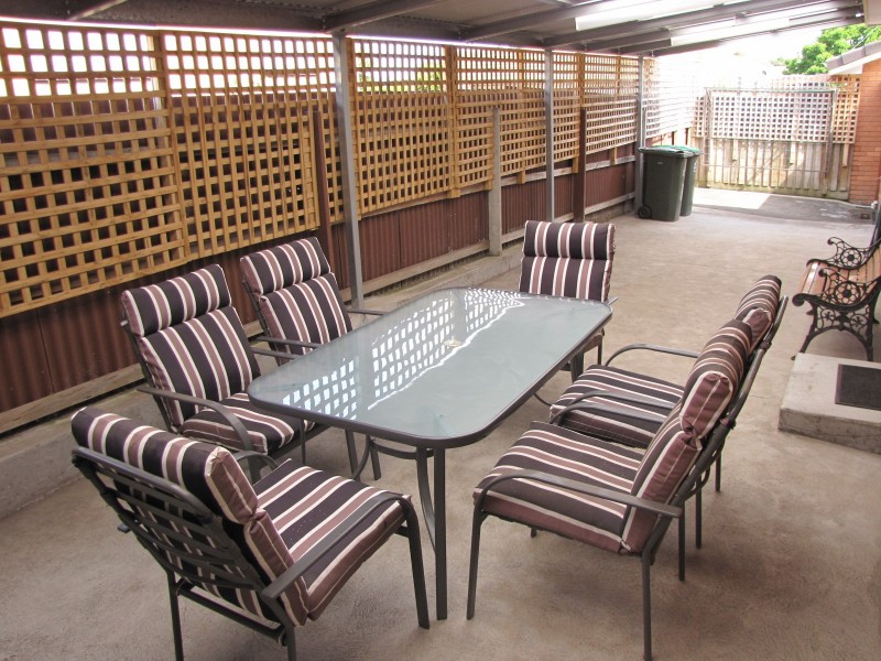 2/25 Monash Rd, Newborough VIC 3825