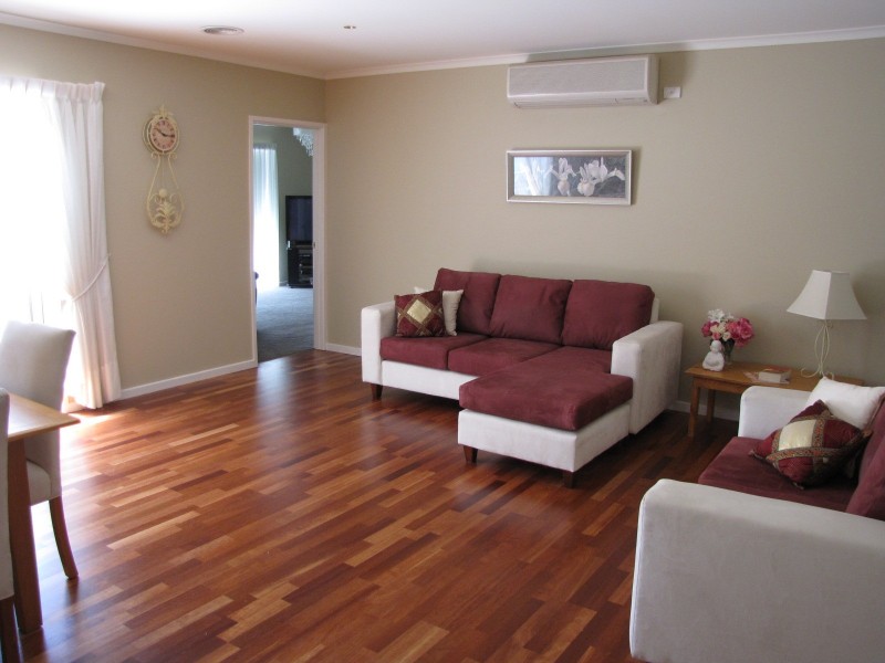 66 Cross St, Newborough VIC 3825